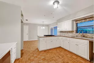 618 Longview Dr, Sugar Land, TX 77478 - Photo 13