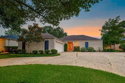 618 Longview Drive, Sugar Land, TX 77478 - Photo 1