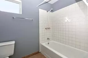 11131 Holly Hill Ln, Houston, TX 77041 - Photo 7