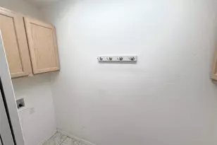 505 E Calhoun St, El Campo, TX 77437 - Photo 17