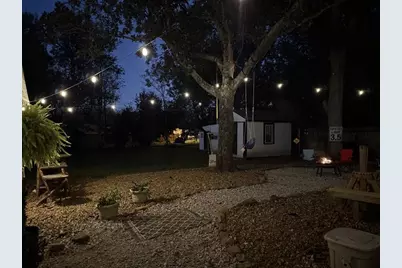 440 W Brazos Avenue, West Columbia, TX 77486 - Photo 19