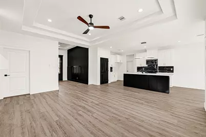 105 Bledsoe St, Prairie View, TX 77445 - Photo 13