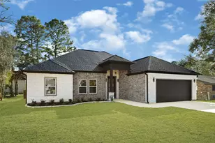 105 Bledsoe St, Prairie View, TX 77445 - Photo 5