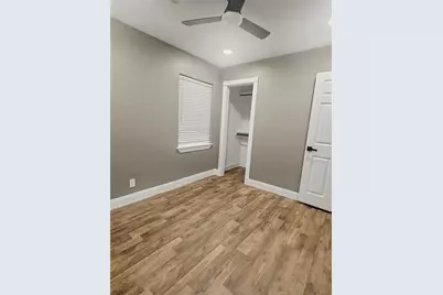 1308 N Rockisland Street, Angleton, TX 77515 - Photo 9