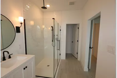 5415 Kingdom Heights Boulevard, Rosenberg, TX 77471 - Photo 9