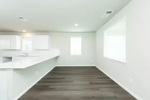15635 Agave Vly Trl, Houston, TX 77090 - Photo 9