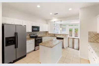 19 Endor Forest Place, The Woodlands, TX 77382 - Photo 11