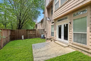 19 Endor Forest Pl, The Woodlands, TX 77382 - Photo 31