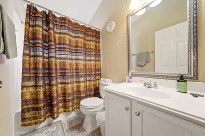 1402 Thornwood Lane, Houston, TX 77062 - Photo 15