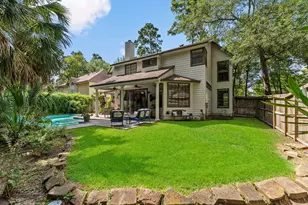 154 S Cochrans Green Cir, The Woodlands, TX 77381 - Photo 9