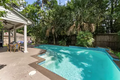 154 S Cochrans Green Circle, The Woodlands, TX 77381 - Photo 41