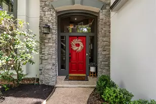 154 S Cochrans Green Cir, The Woodlands, TX 77381 - Photo 11