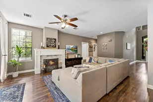 154 S Cochrans Green Cir, The Woodlands, TX 77381 - Photo 23
