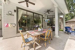154 S Cochrans Green Cir, The Woodlands, TX 77381 - Photo 41