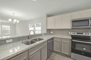 750 Redwing Park Dr, Houston, TX 77009 - Photo 7