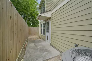750 Redwing Park Dr, Houston, TX 77009 - Photo 23
