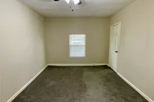 6144 Doulton Dr, Houston, TX 77033 - Photo 9