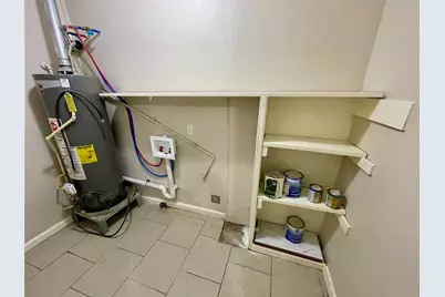 6144 Doulton Drive, Houston, TX 77033 - Photo 17