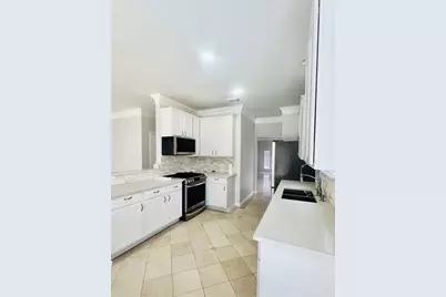 8511 Nashwood Court, Houston, TX 77040 - Photo 5