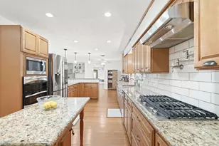 1801 McGinnis Dr, Pearland, TX 77581 - Photo 15