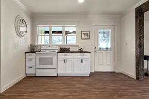 921 N US Hwy 287 Business Hwy, Grapeland, TX 75844 - Photo 15