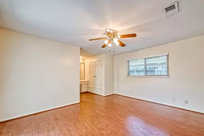 918 Wycliffe Drive, Houston, TX 77079 - Photo 33