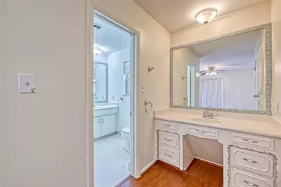 918 Wycliffe Drive, Houston, TX 77079 - Photo 37