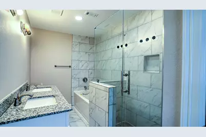 13131 Buccaneer Parkway, Freeport, TX 77541 - Photo 9