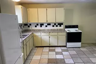 508 N Madison St, Madisonville, TX 77864 - Photo 13