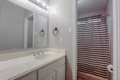 31 Maywind Court, The Woodlands, TX 77381 - Photo 17