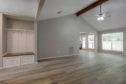 31 Maywind Court, The Woodlands, TX 77381 - Photo 7