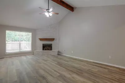 31 Maywind Court, The Woodlands, TX 77381 - Photo 9