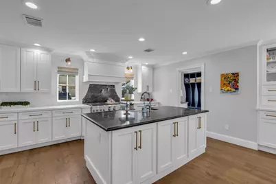 14935 Chadbourne Drive, Houston, TX 77079 - Photo 17