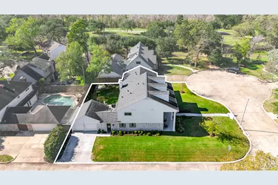 14935 Chadbourne Drive, Houston, TX 77079 - Photo 37