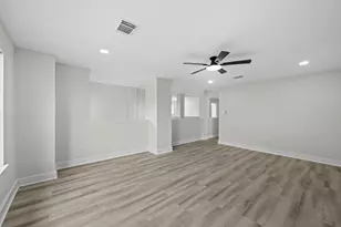 11720 Longwood Garden Way, Houston, TX 77047 - Photo 37