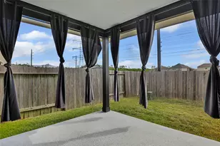 8026 Brooks Crossing Dr, Baytown, TX 77521 - Photo 29