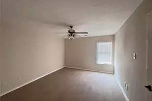 6718 Chester Oak Dr, Houston, TX 77083 - Photo 15