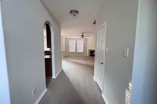 6718 Chester Oak Dr, Houston, TX 77083 - Photo 5