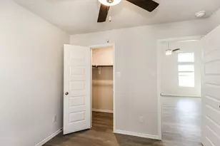 11607 Descent Dr, Conroe, TX 77303 - Photo 13