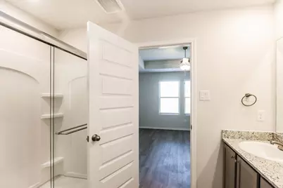 11607 Descent Drive, Conroe, TX 77303 - Photo 15