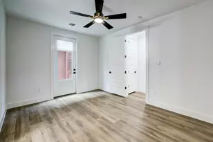 1303 E 27th St, Houston, TX 77009 - Photo 13