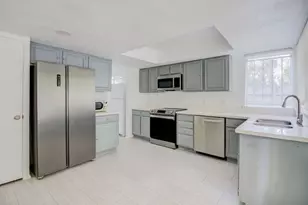 12743 Grand Cross Ln, Houston, TX 77072 - Photo 11