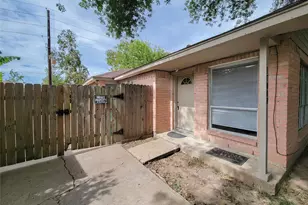 17008 Mercado Dr, Houston, TX 77083 - Photo 3