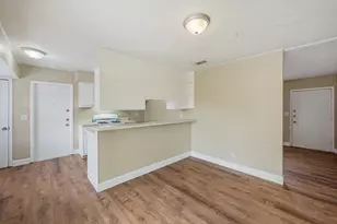 7118 Glen Point, Windcrest, TX 78239 - Photo 9