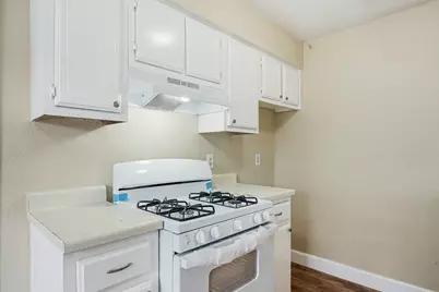 7118 Glen Point, Windcrest, TX 78239 - Photo 13