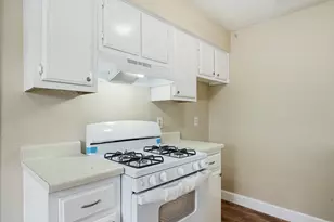 7118 Glen Point, Windcrest, TX 78239 - Photo 13