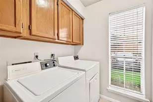1515 Sandy Springs Rd, Houston, TX 77042 - Photo 29