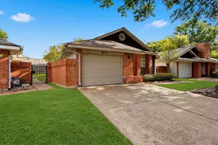 8518 Pool Creek Dr, Houston, TX 77095 - Photo 3