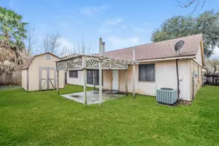 3815 Youpon Dr, La Porte, TX 77571 - Photo 15