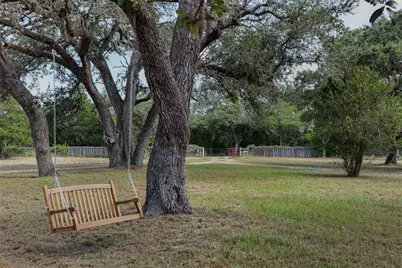 1107 County Road 151, Columbus, TX 78934 - Photo 45